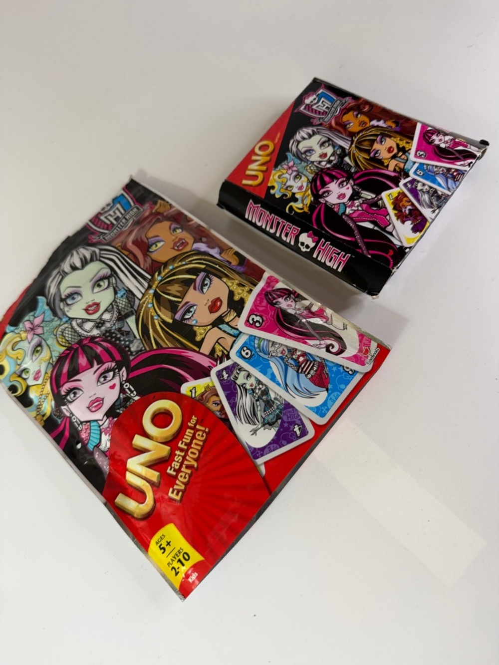 UNO Monster High Card Game - Pink, Black, Red